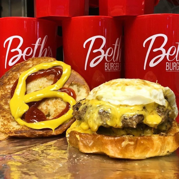 Beth's Burger Bar Receives Best Burger Award