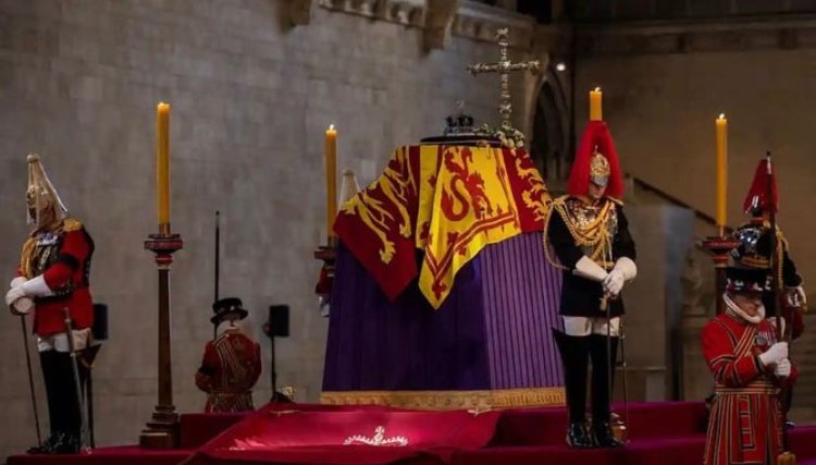 Thousands Gather to Honor the Life of Queen Elizabeth- OLN Reports Live in London