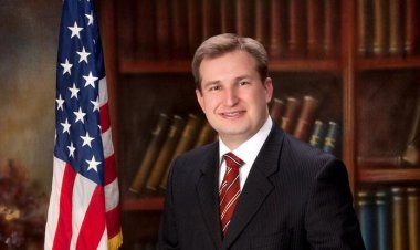 Newt Gingrich Slams Brodeur Censorship Bill