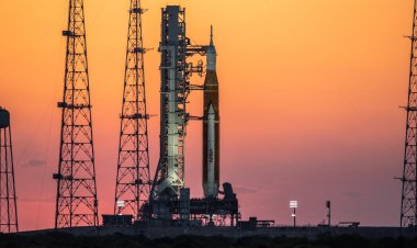 Artemis I launch scrubbed after engine issue